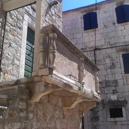 And Dobrila Apartamento *