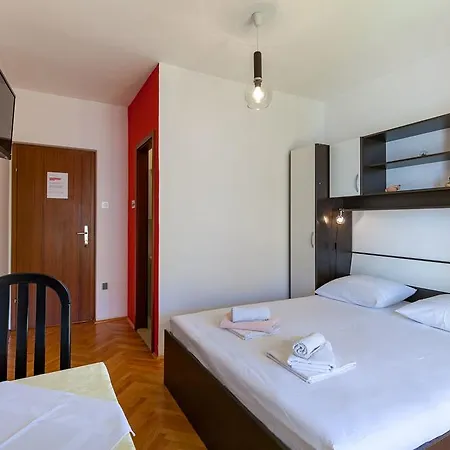 And Dobrila Apartamento