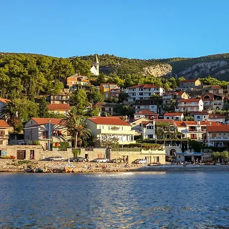 And Dobrila Apartamento Jelsa (Hvar)