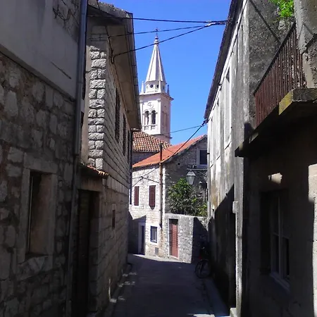 Apartment And Dobrila