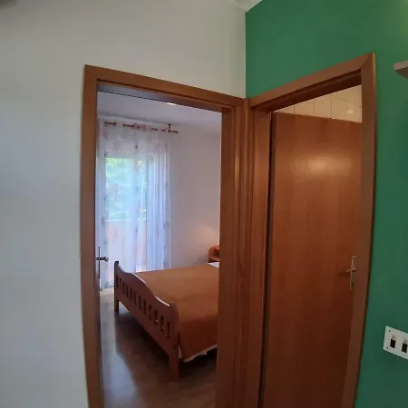 Apartments&rooms Dobrila Jelsa (Hvar)