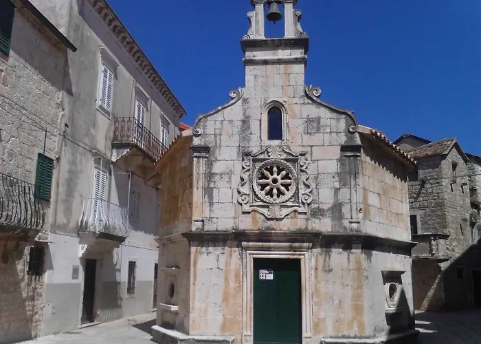 And Dobrila 아파트 젤사