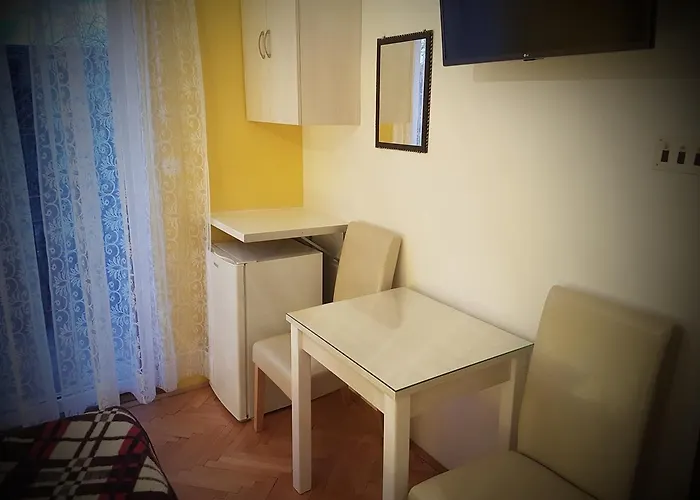 And Dobrila 아파트 *